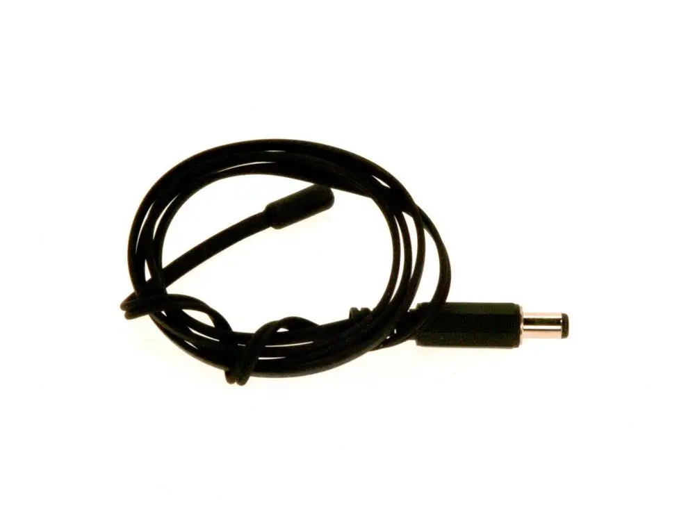 Schwarzes Kabel mit einem runden Anschluss an einem Ende, möglicherweise für die Verbindung mit einem Bosch-Thermostat oder -Sensor zur Temperaturmessung.